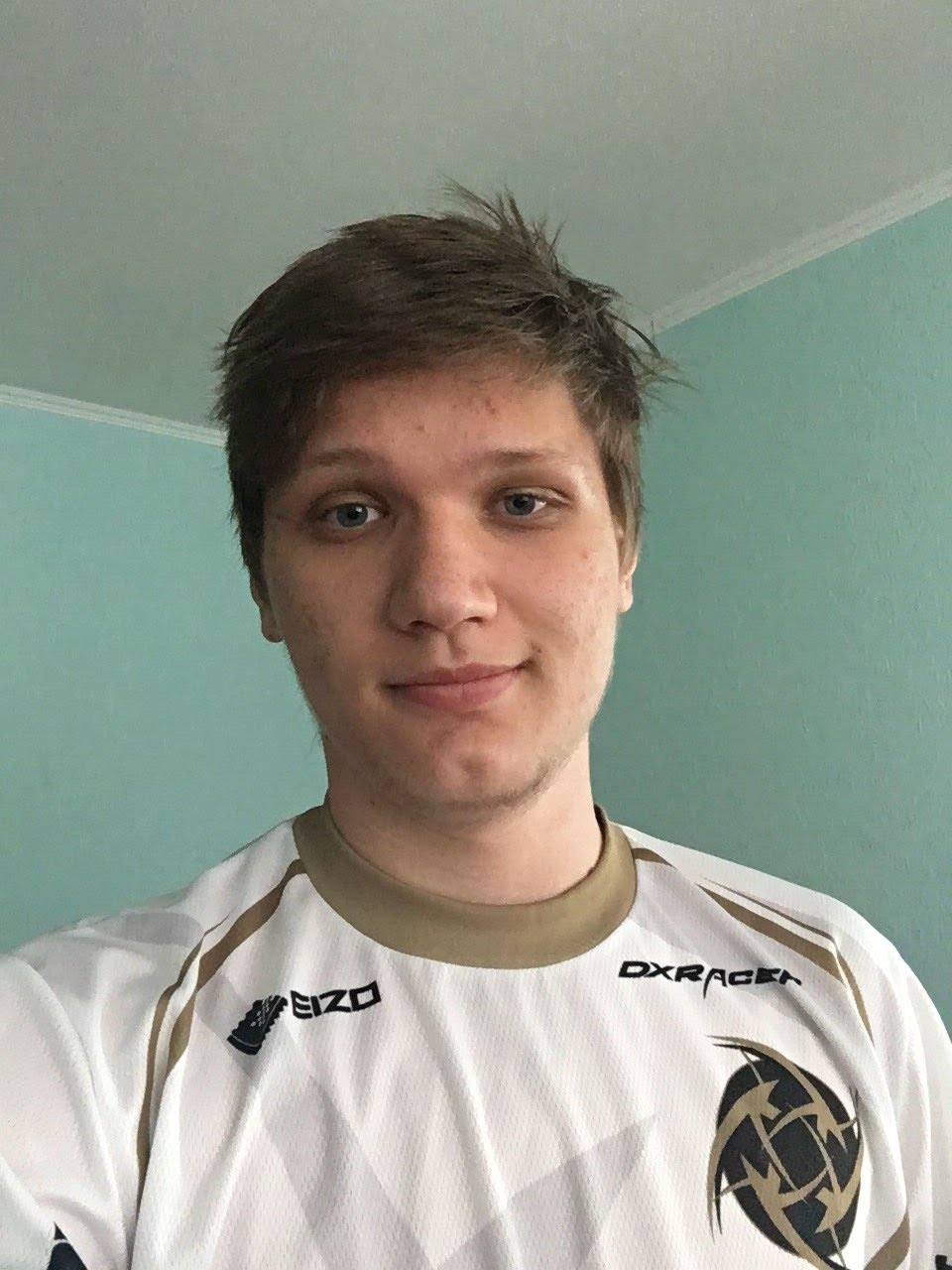 NEST四强冠军赛Day1：SN与WE进入胜者组